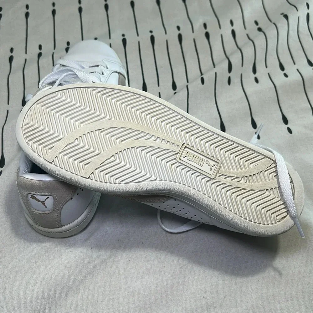 Puma Match Sample Sneakers. Size 4.5 Y - Picture 7 of 9